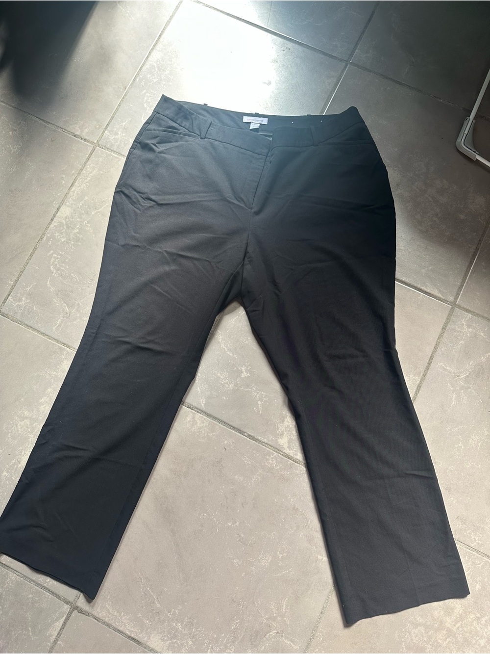 Liz Claiborne Men's Black Dress Pants - Flat Front